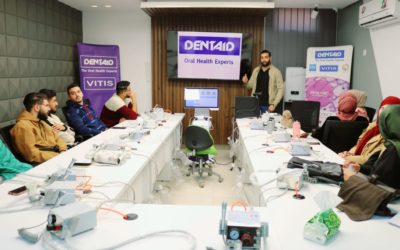 حاضنة جامعة بنغازي جهود متواصلة من التدريب والمحاضرات وورش العمل للطلبة الأوائل