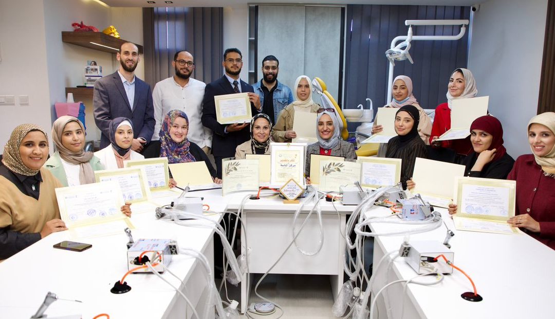 طب الأسنان يختتم فعاليات التدريب العملي لأوائل الكلية