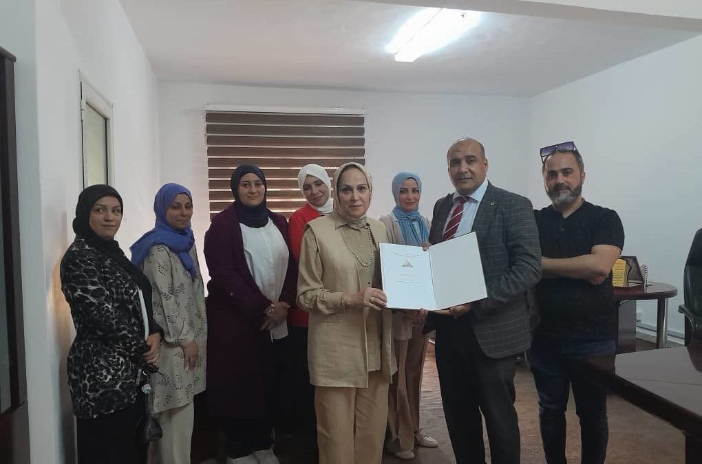 تسليم النسخة النهائية لبرنامج بكالوريوس طب الأسنان وبدء المرحلة الثانية لتطوير المناهج