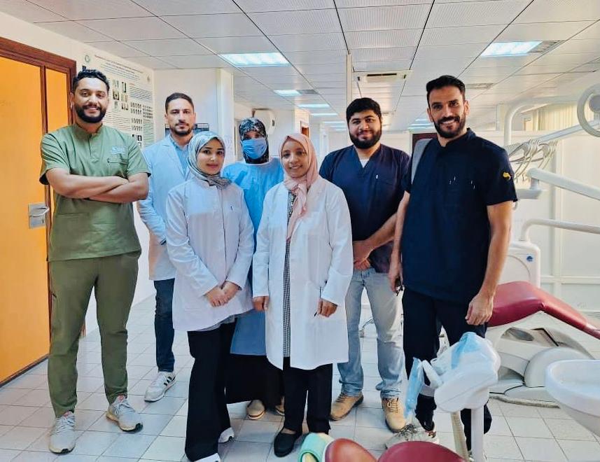 الانتهاء من امتحانات الجزء الثاني لطلبة الدراسات العليا في علاج تحفظي وعلاج جذور
