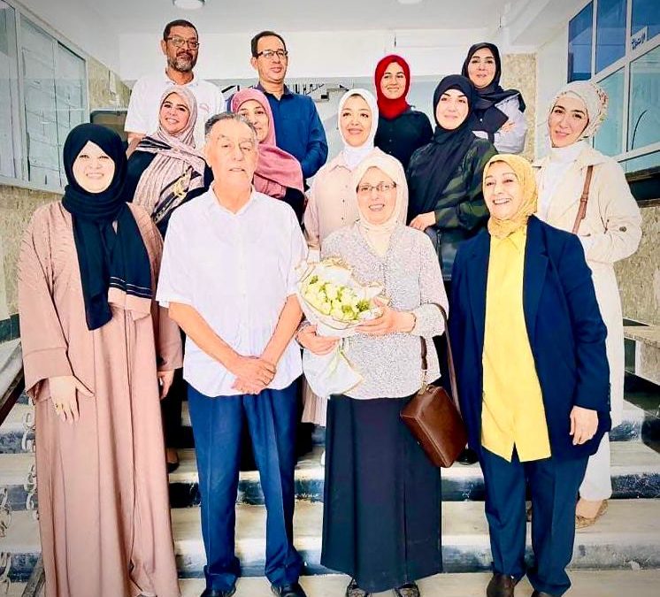 حفل تكريم للأستاذين عزام سلطان وآمنة الجهاني بقسم طب وأمراض الفم والأسنان