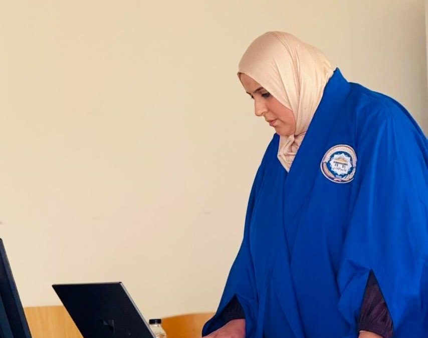رسالة ماجستير حول دراسة نمط معدل انتشار الانطمار الكلي والجزئي للضرس الثالث للفك السفلي