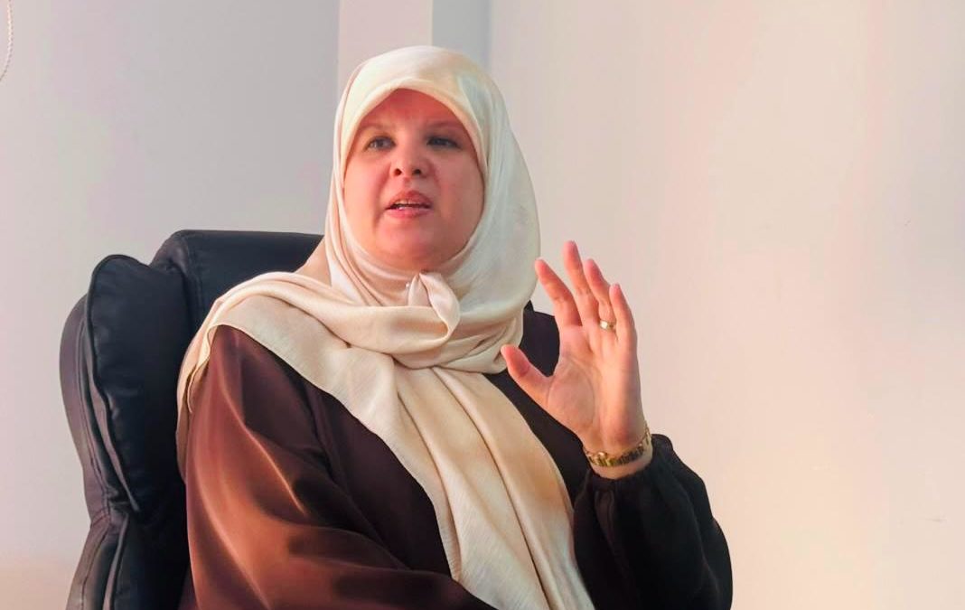 كلية طب وجراحة الفم والأسنان تعقد اجتماعًا لمراجعة وتحديث اللائحة الدراسية